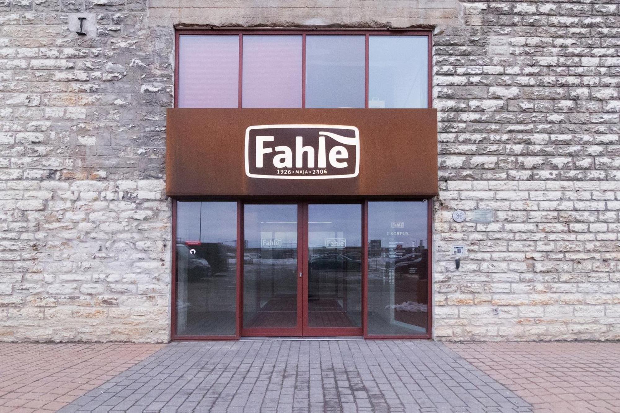 Revalia Fahle Airport Bus-Station Apartments With Best Views Talin Exterior foto