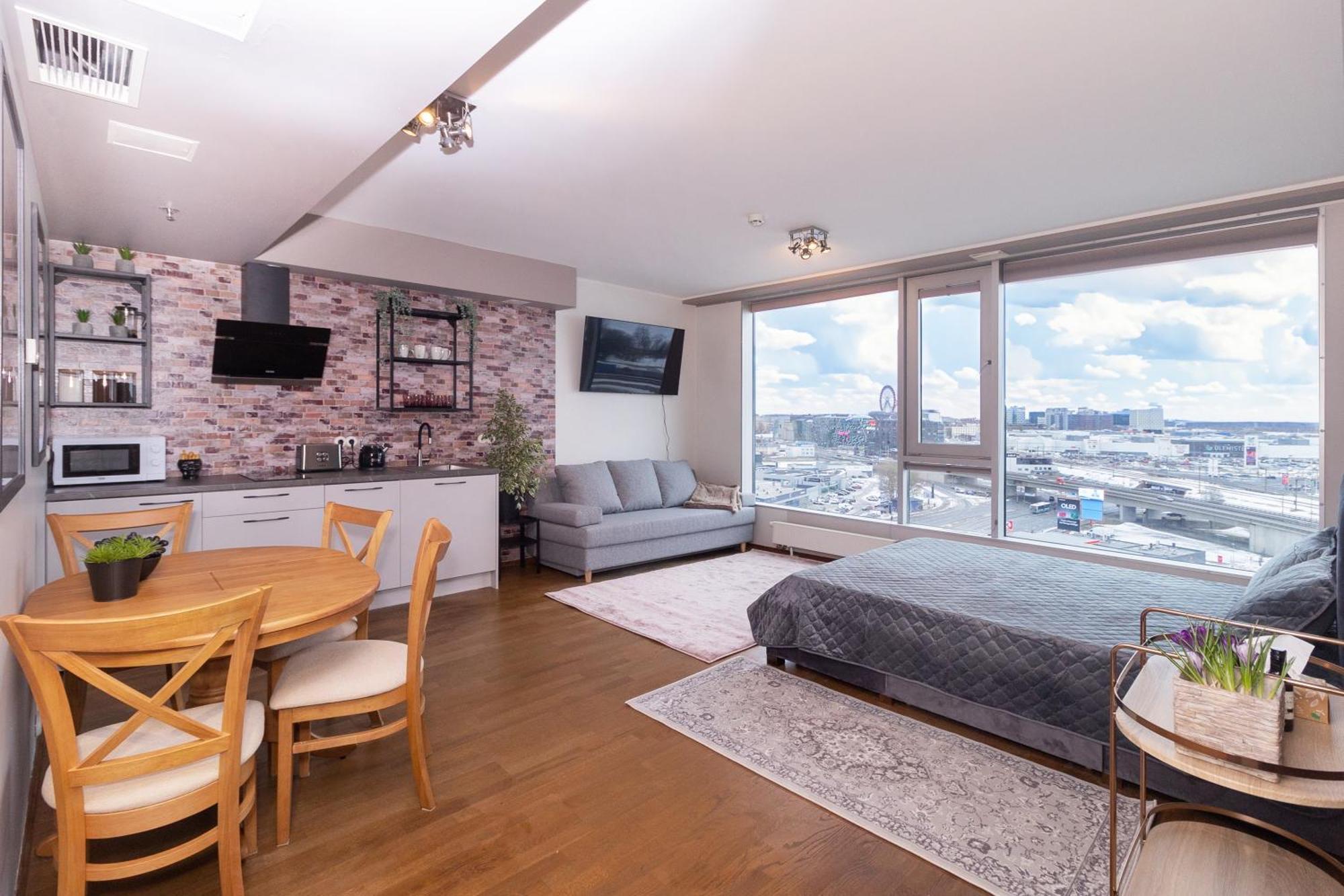 Revalia Fahle Airport Bus-Station Apartments With Best Views Talin Exterior foto