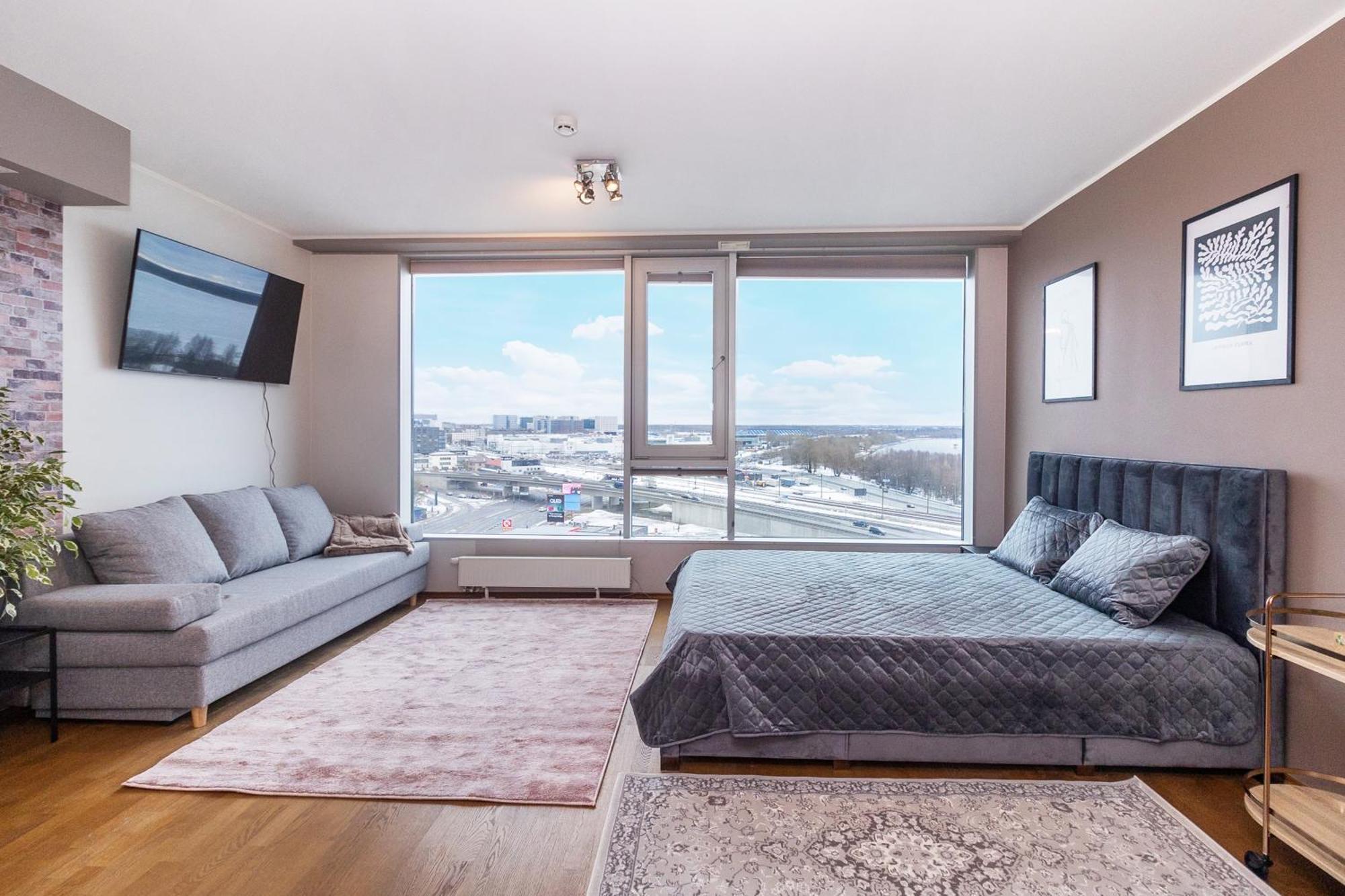 Revalia Fahle Airport Bus-Station Apartments With Best Views Talin Exterior foto